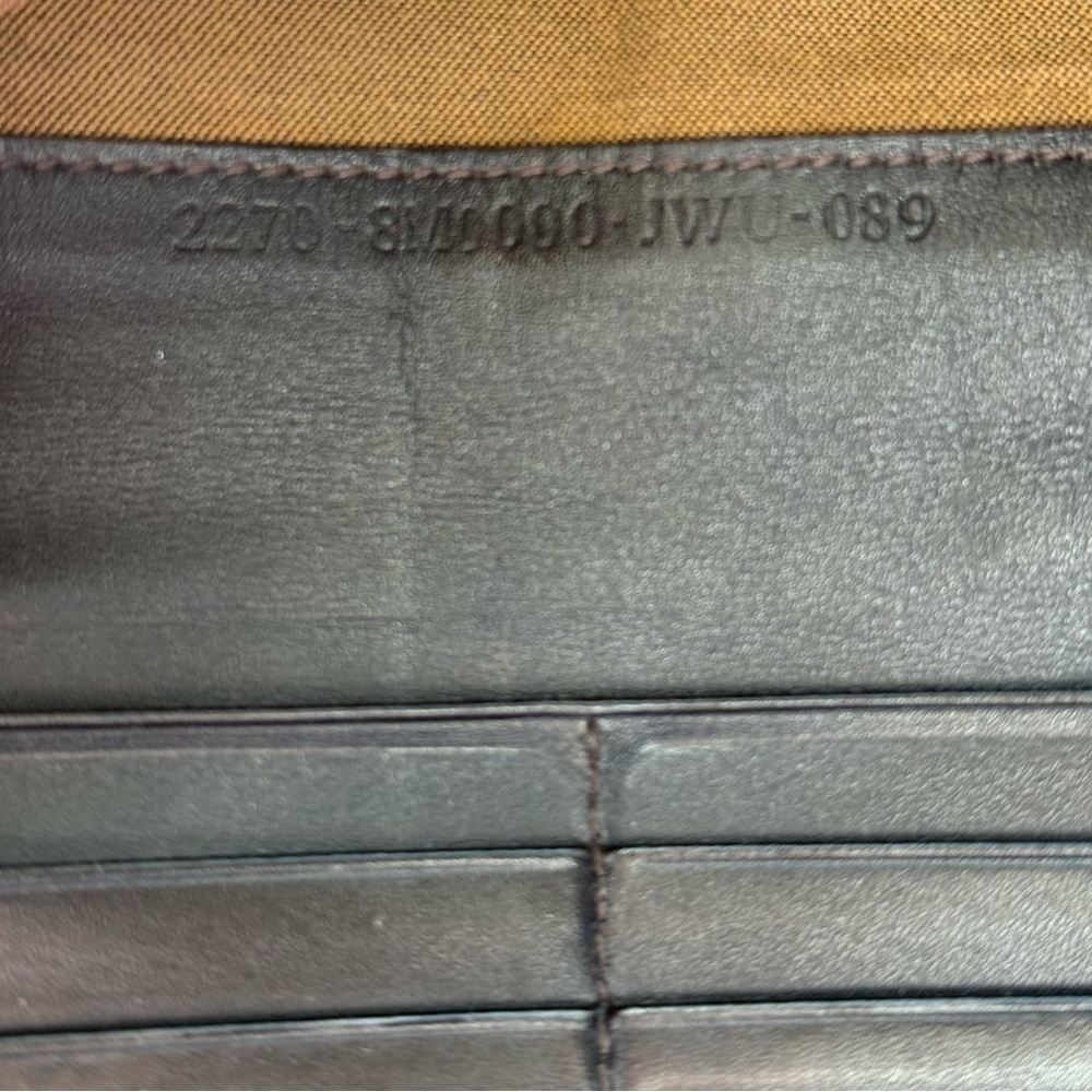Vintage Fendi TriFold Diamond Print Wallet - Picture 10 of 16